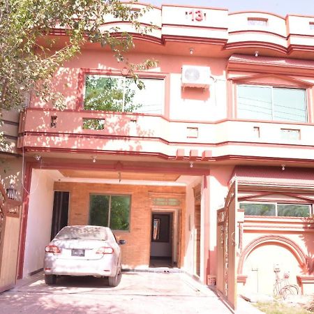 Redbury Guesthouse Ισλαμαμπάντ Εξωτερικό φωτογραφία