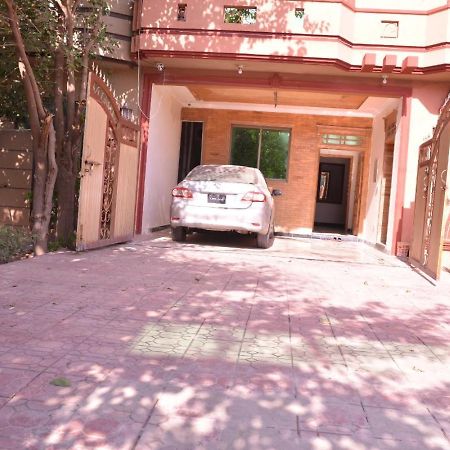 Redbury Guesthouse Ισλαμαμπάντ Εξωτερικό φωτογραφία