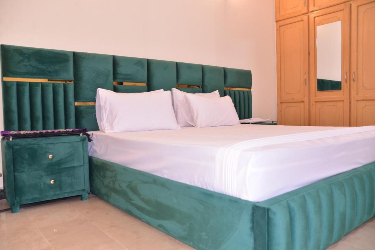 Redbury Guesthouse Ισλαμαμπάντ Εξωτερικό φωτογραφία